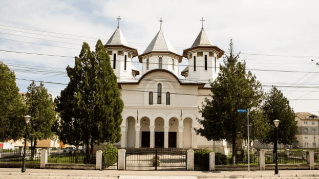 Biserica Ortodoxa Sfanta Treime - Teius