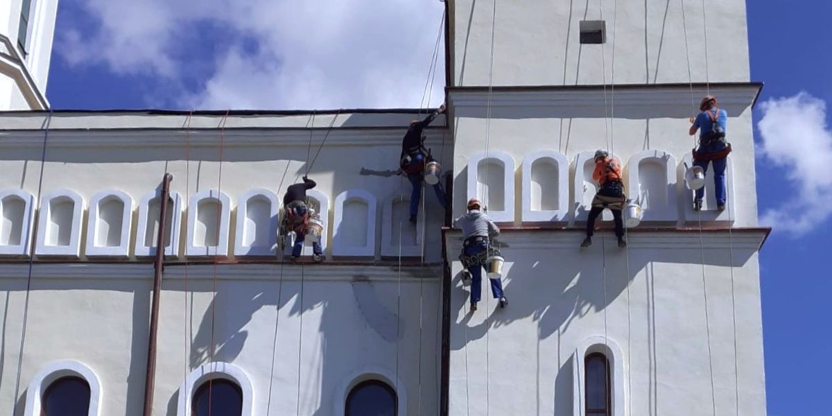 importanța alpinismului utilitar în renovarea clădirilor